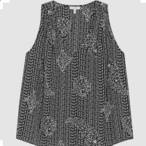 Like new - Joie, sleeveless blouse - silky feel.